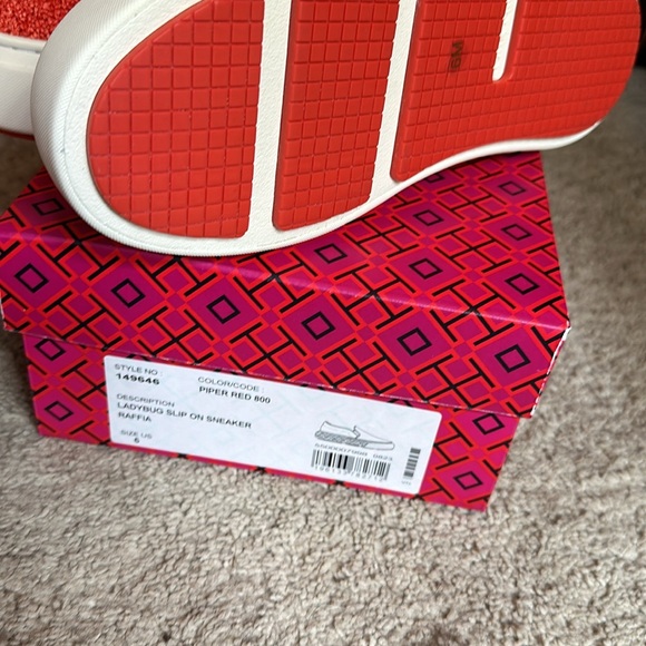 Brand new Tory Burch Piper Red 800 sneakers size 6 - Picture 4 of 4
